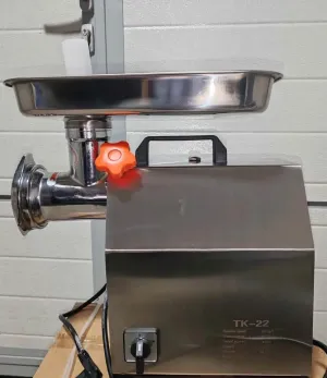 Nova i kvalitetna mašina za mlevenje mesa TK-22 - slika 3