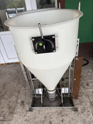 Hranilice za prasiće