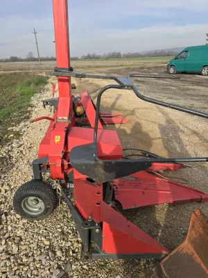 Na prodaju silo kombajni