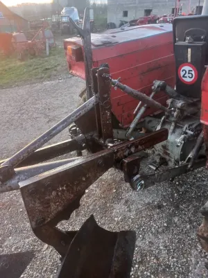 IMT plug u dobrom stanju - slika 2