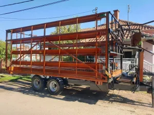 Samoutovarna i samoistovarna prikolica za bale